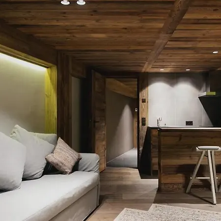 6br Modern Chalet With Private Spa Megeve